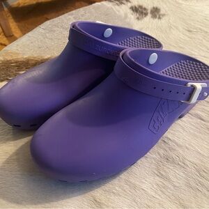 Calzuro Purple Clogs 39/40